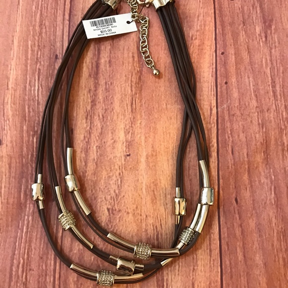 NWTChico’s Brown Faux Leather Necklace/Gold Accent - Picture 7 of 9